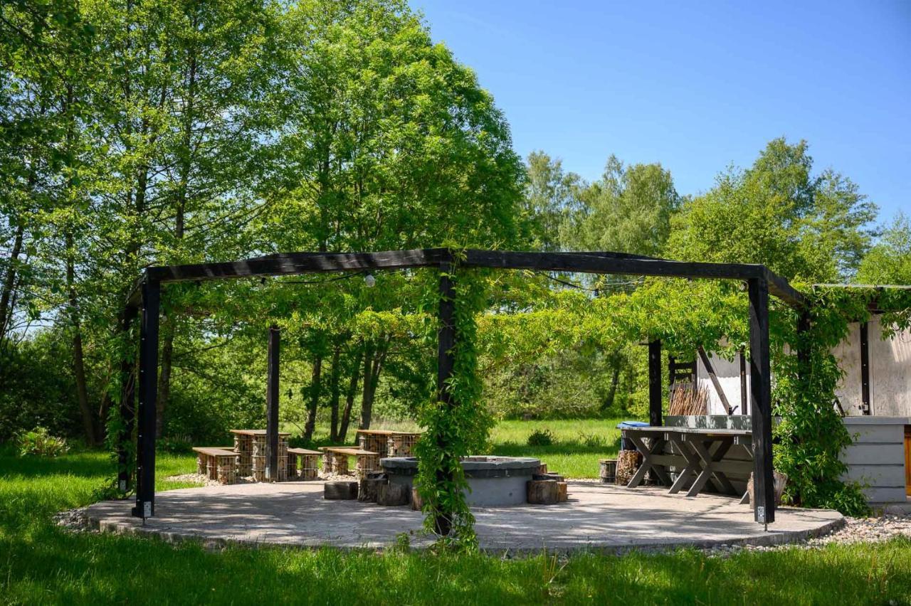 Domki Drewniane Na Splawiu Nad Morzem Ujście-Darłowskie Exterior foto